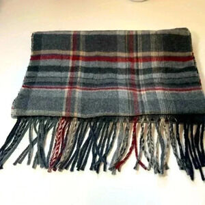 London Fog NWOT men’s  100% acrylic winter scarf 64“ x 11 3/4”